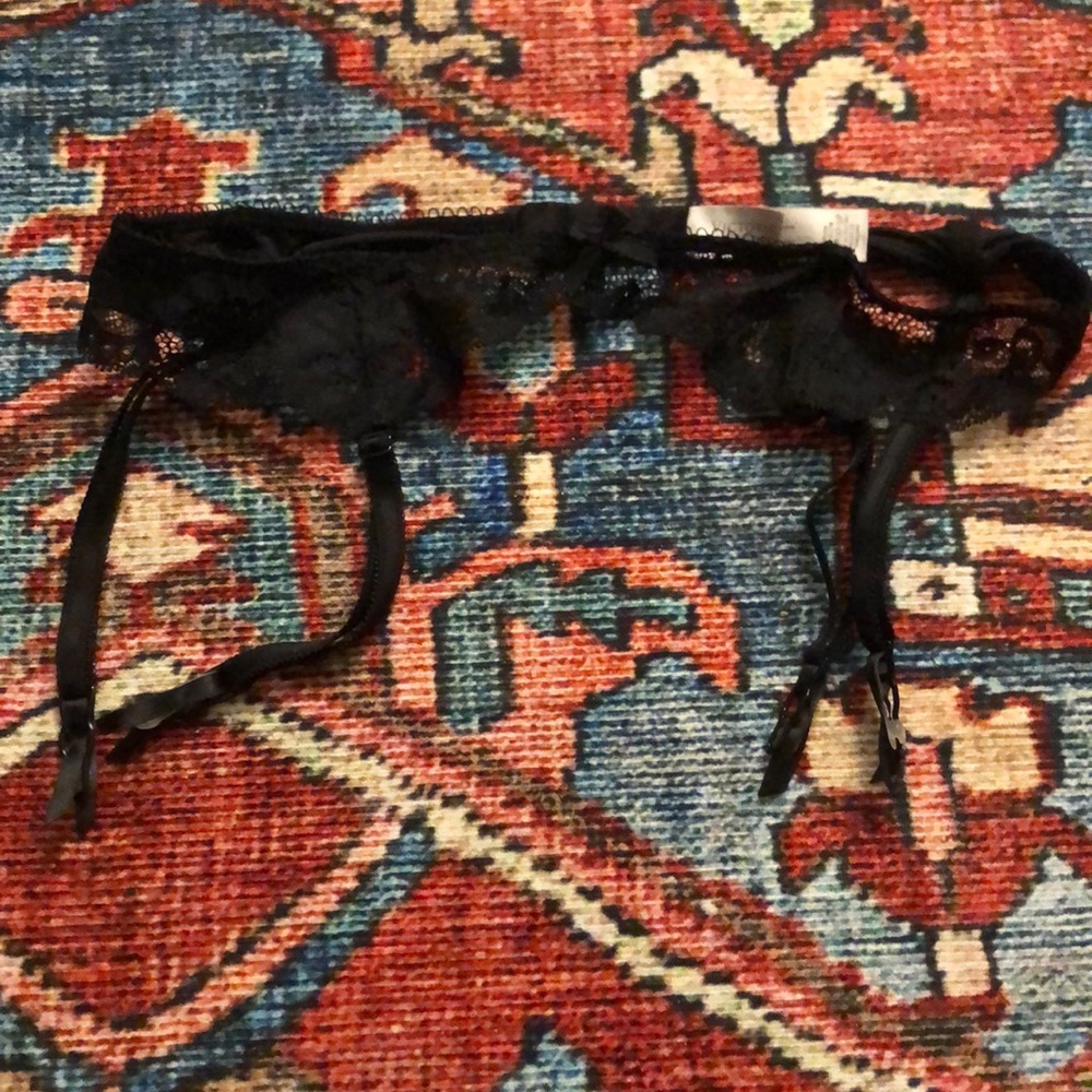 Victoria’s Secret Garter XS Black